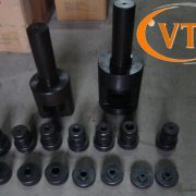 threaded-fastener-bolt-screw-tensile-testing-machine-din-en-iso-898-1-astm-f606-1-din-en-iso-3506-1-6